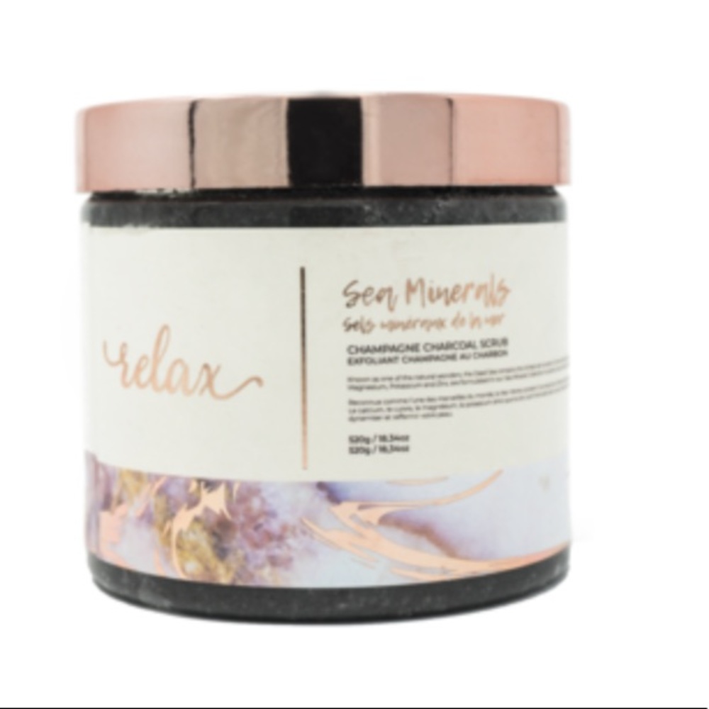 Manna Kadar Champagne Charcoal Body Scrub